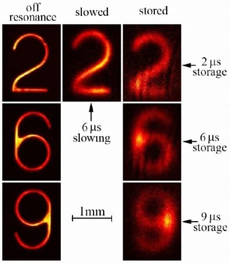 Storing images in atoms
