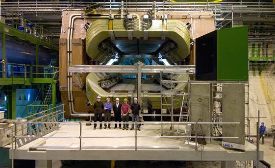 The LHCb experiment