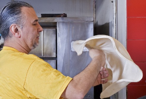 pizza toss fin.jpg