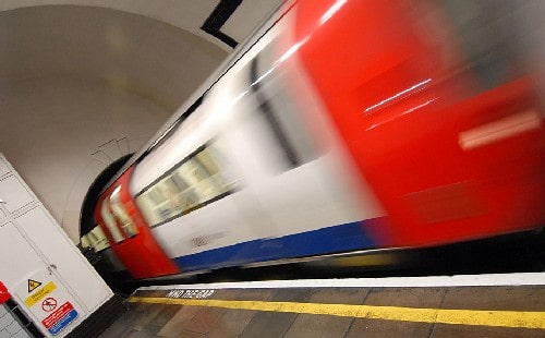 DACEY london underground.jpg