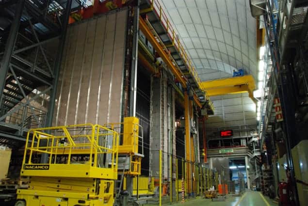 OPERA neutrino experiment