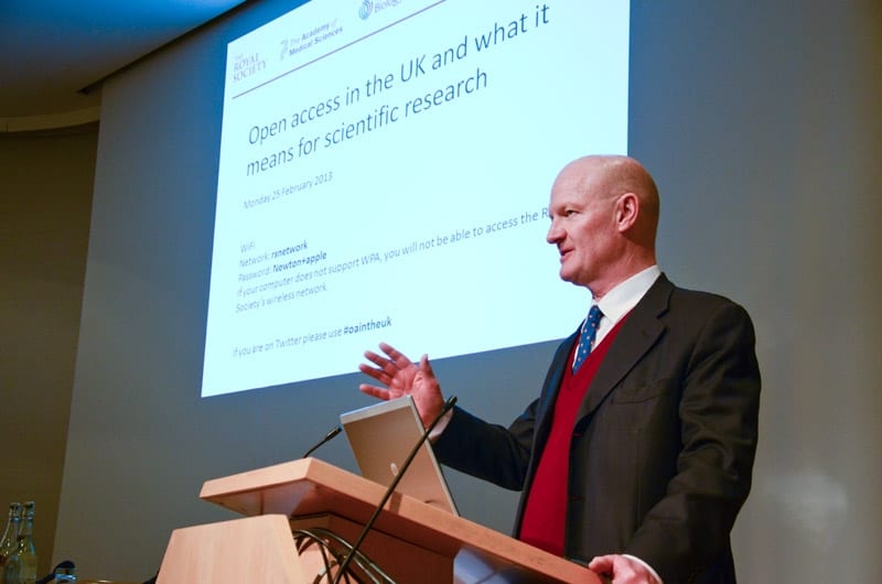 David Willetts speaking at the open access meeting at the Royal Society (courtesy: Jesse Karjalainen/IOP Publishing)