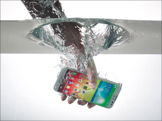 A nanoscale polymer film on a mobile device in water