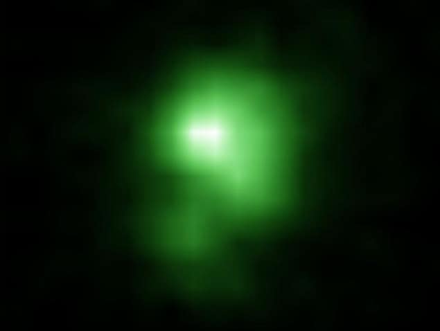 Hubble Space Telescope image of the &quot;green-pea&quot; galaxy J0925+140