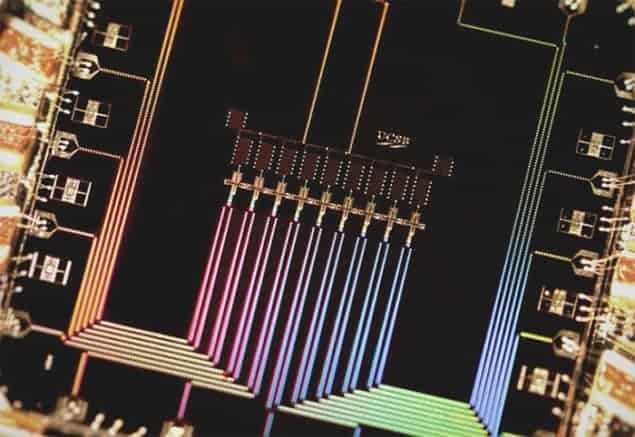 Google's superconducting quantum chip with nine qubits