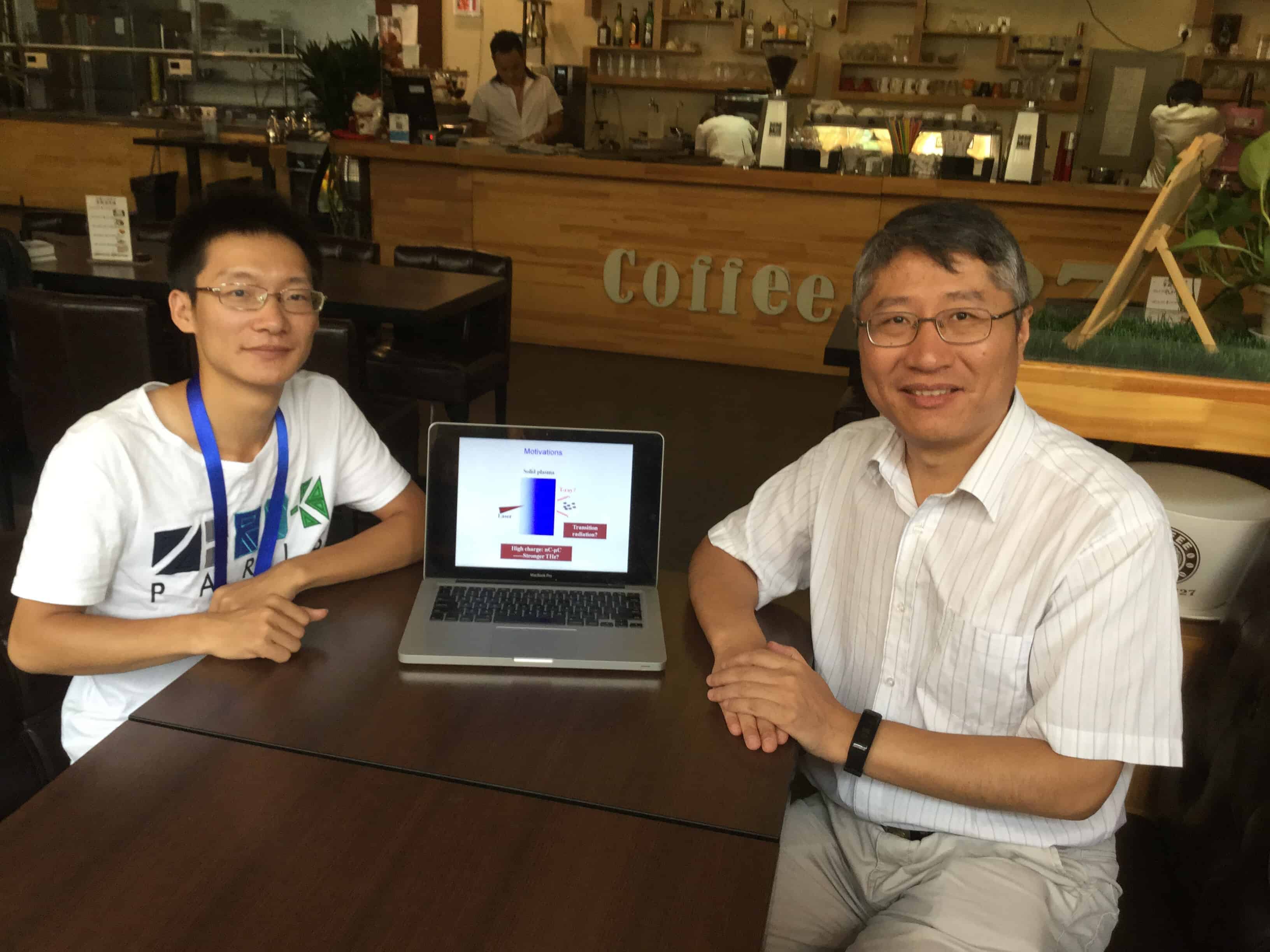 Terahertz generators: Gianqian Liao (left) and Yutong Li