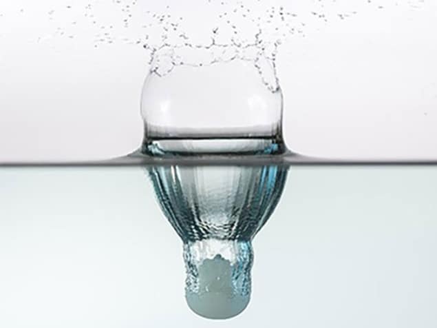 Liquids: Squishy-sphere splashes could lead to better speedboats Liquids: Squishy-sphere splashes could lead to better speedboats