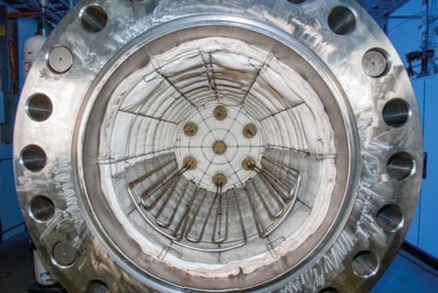 A photo of the inside of the GEER chamber at NASA