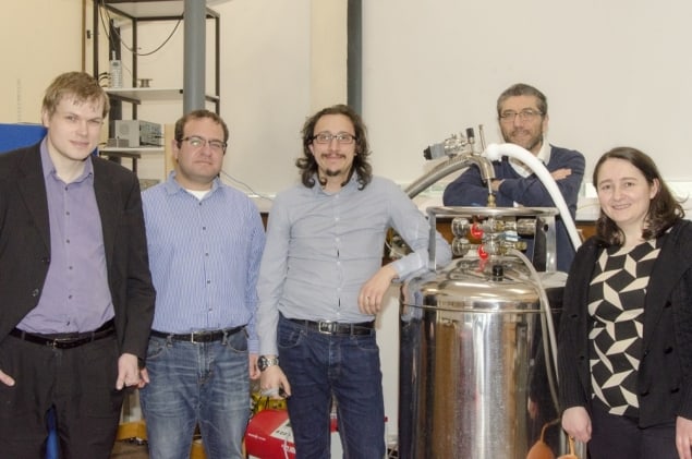 The team from the Quantum Systems and Nanomaterials group at the University of Exeter