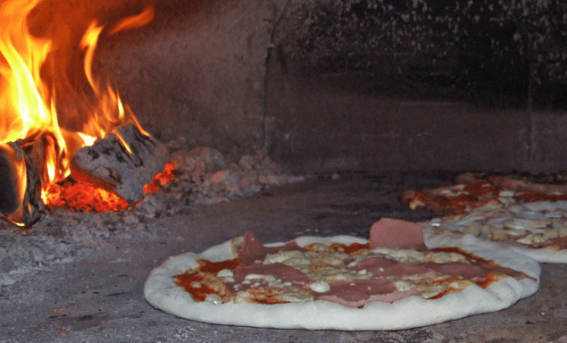 Pizza oven