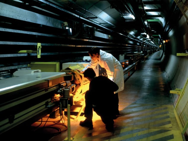 LEP collider