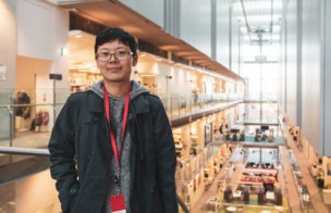 Science journalist Xiaoxue Chen at the Francis Crick Institute in London
