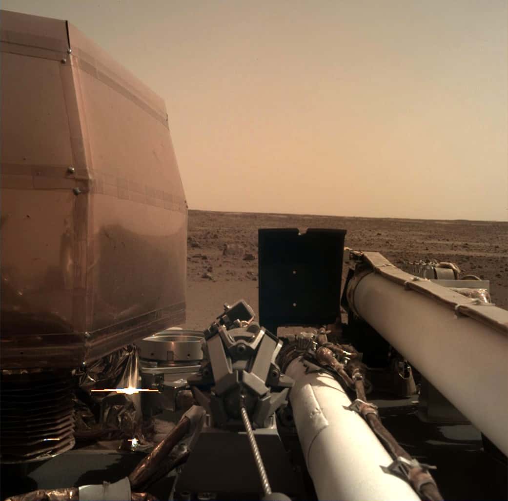 Nasa S Insight Mission Successfully Lands On Mars Physics