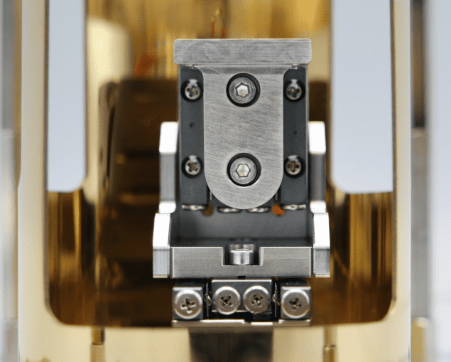 A three-axis cryogenic positioner from SmarAct