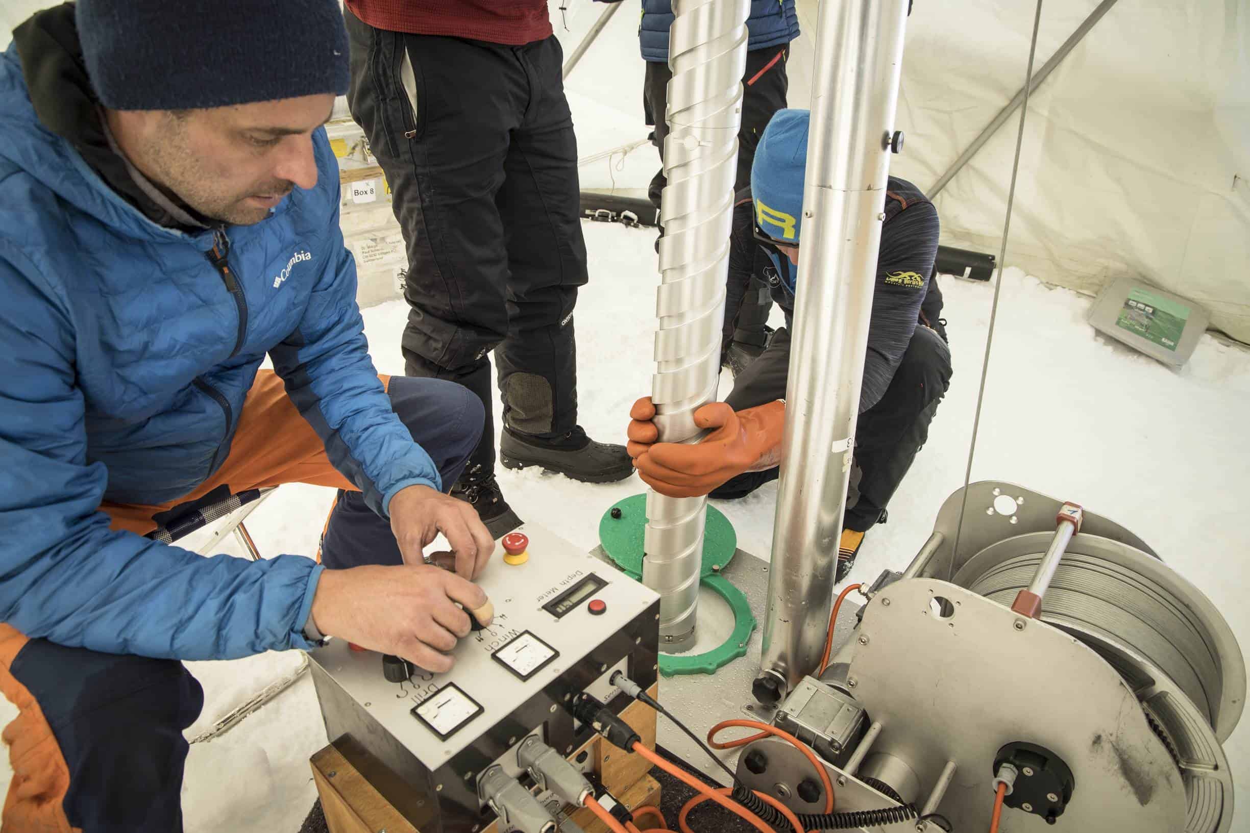 Ice drill