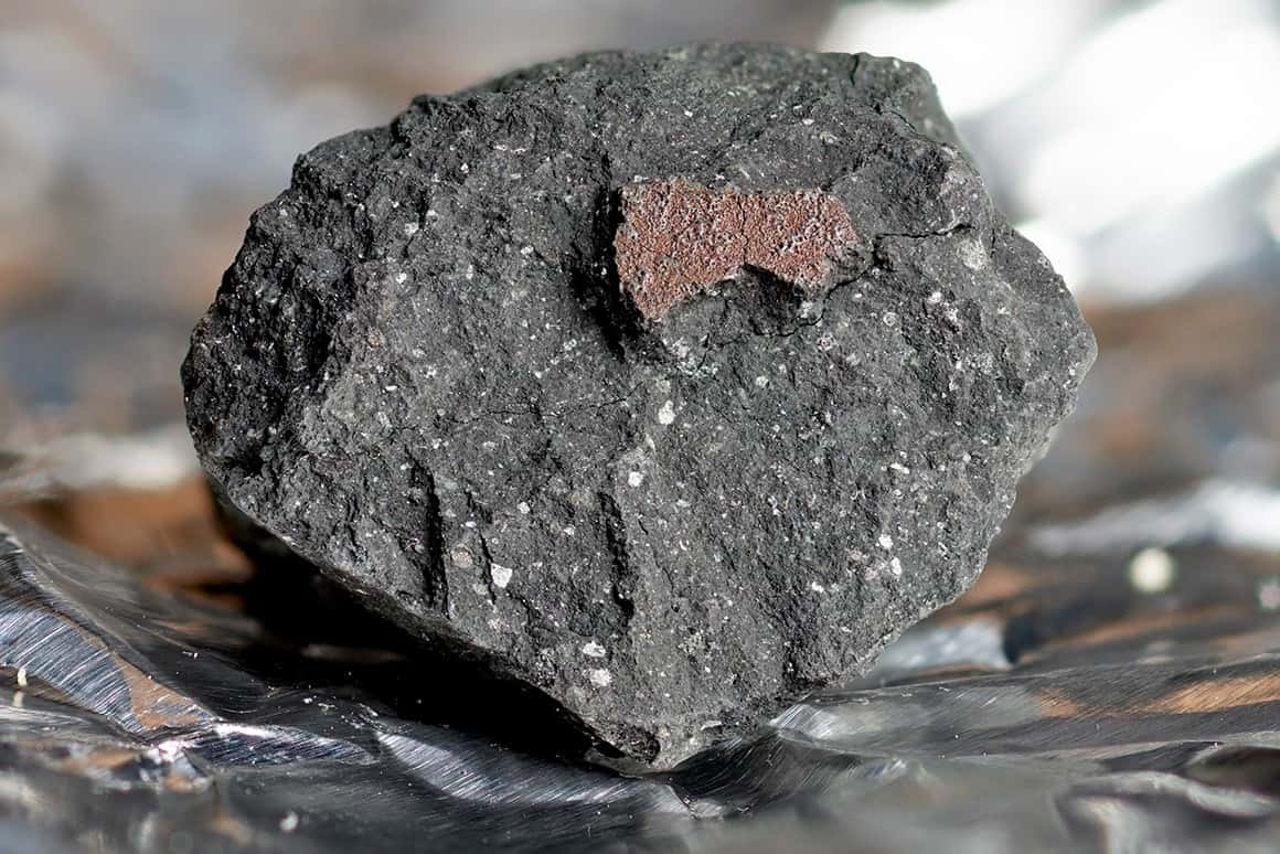 Image: Meteorite hunters find fireball fragments in England, CERN collider has discovered 59 new hadrons