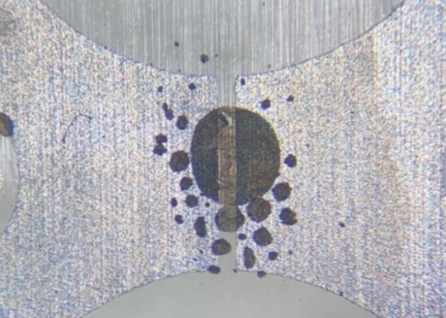 Graphene wrapped droplets
