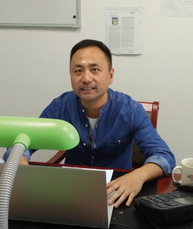 Xinzheng Li