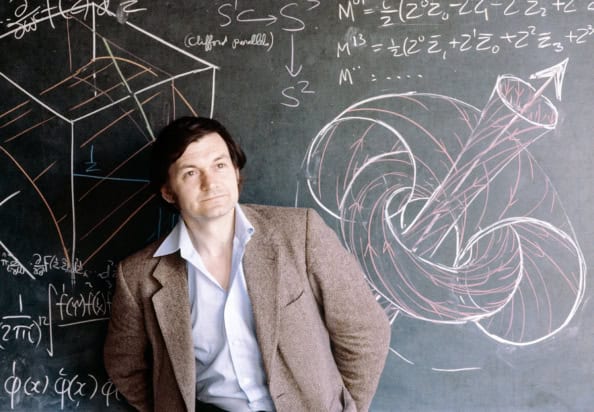 Professor Roger Penrose with his diagram of a twistor