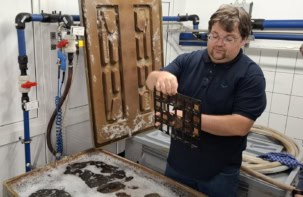 Photo of microplastics researcher Sebastian Primpke.
