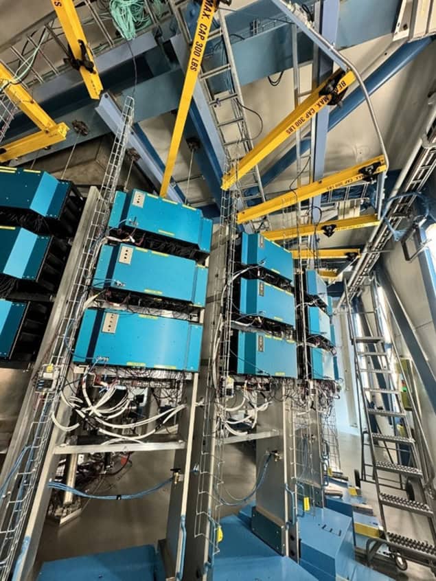 The POWGEN powder diffractometer at the Spallation Neutron Source
