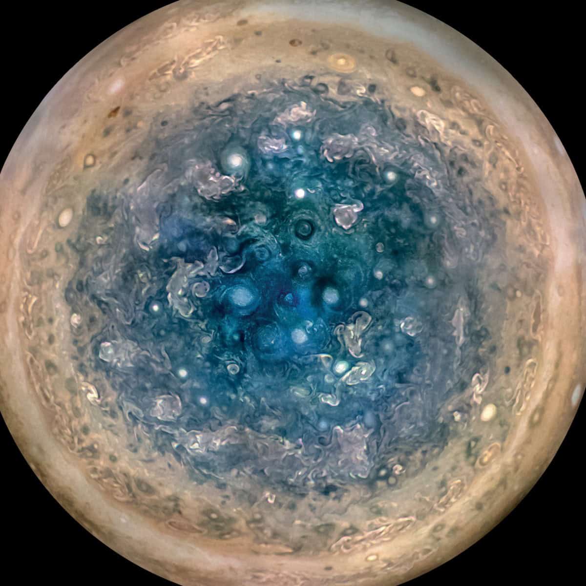 Juno: the spacecraft that is revolutionizing our understanding of Jupiter