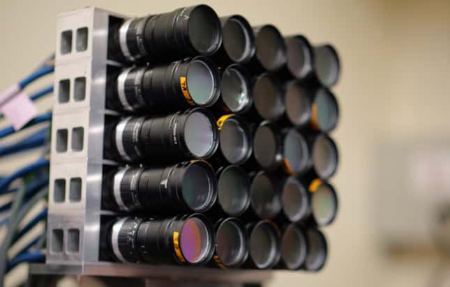 25 tiny cameras in the M25 microscope