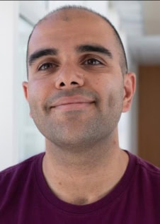 cyrus larijani headshot