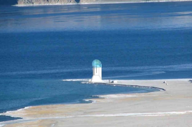 Artist's impression of the NLST observatory