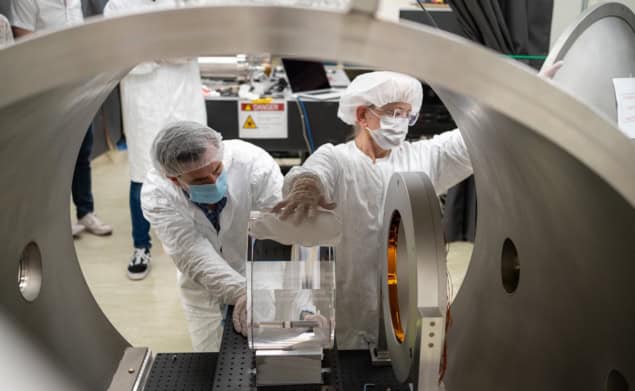 Researchers test a novel adaptive optics device