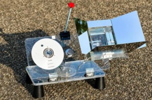 Hybrid Sun-universe energy harvester